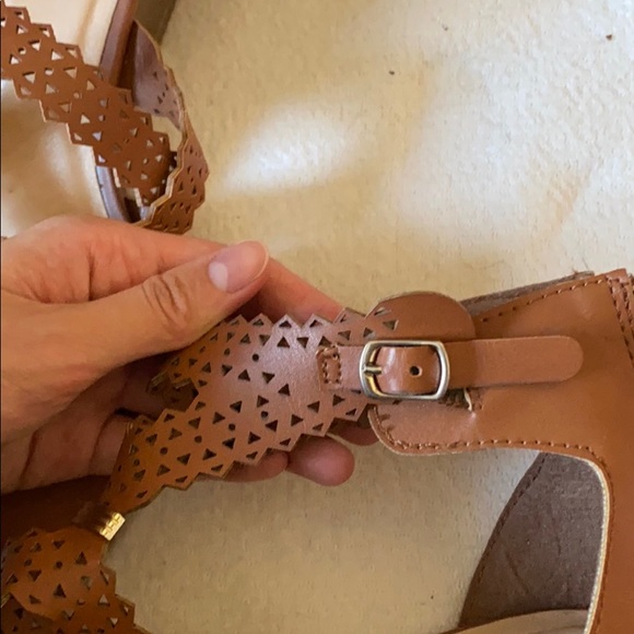 NWOT Brown Wedge sandals - Picture 2 of 4